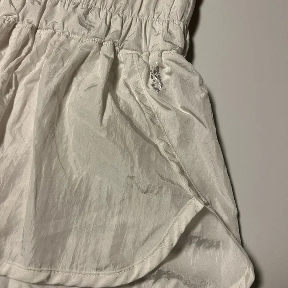 Free People Movement The Way Home White Shorts, high waist elastic, Sz XS - Picture 3 of 13